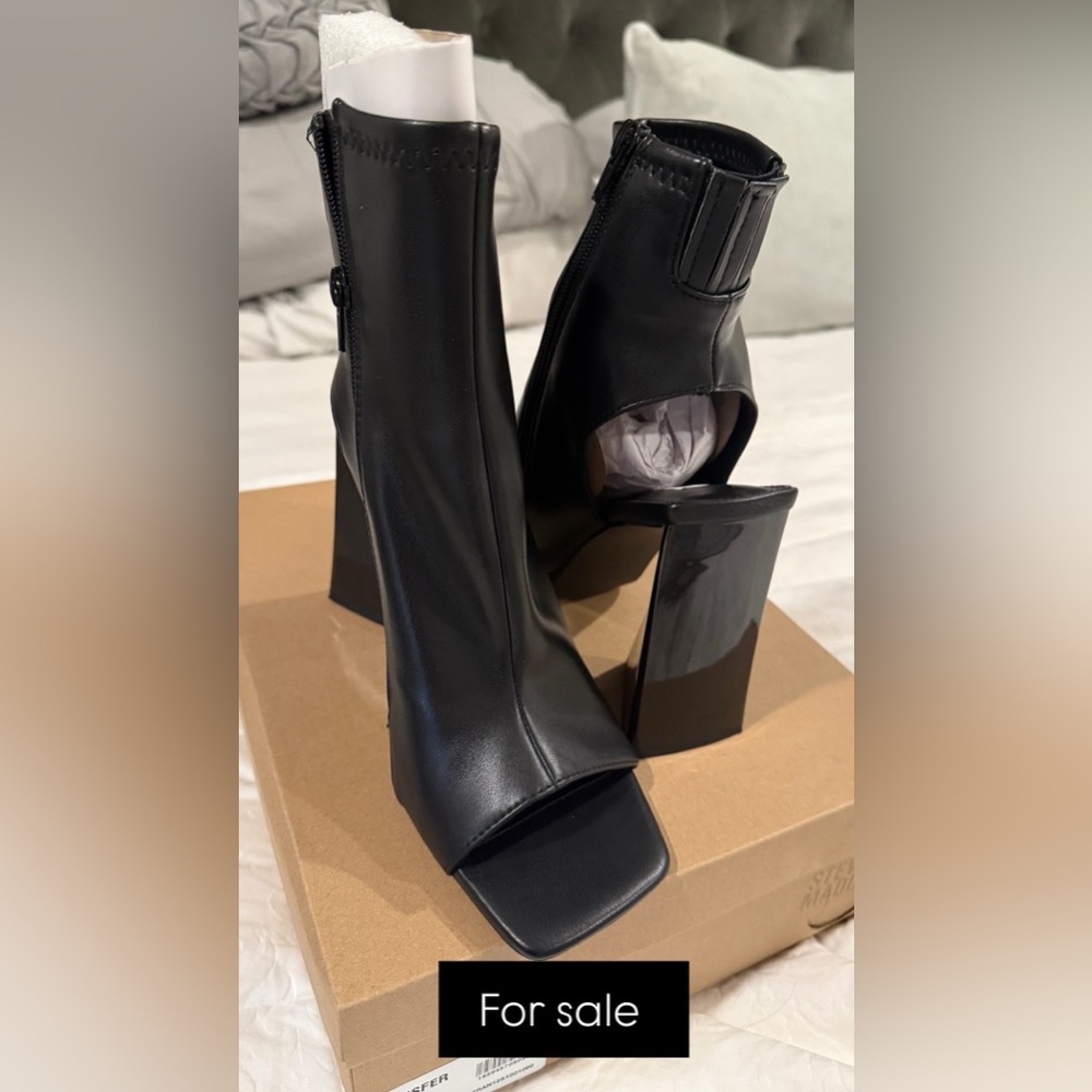Steve Madden Black Heeled Boots